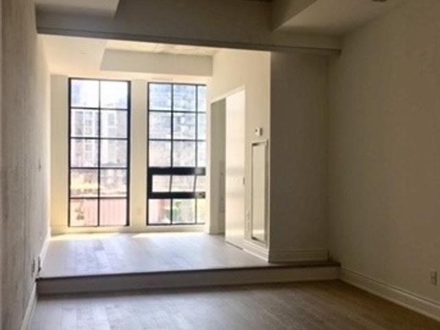 610 - 608 Richmond St W