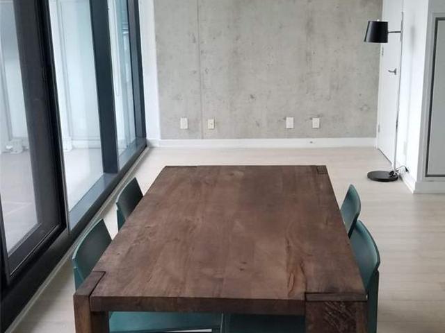 1401 - 11 Charlotte St