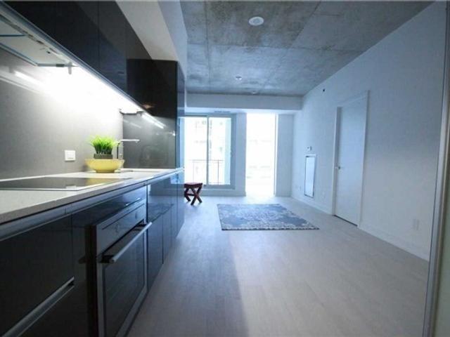 305 - 20 Gladstone Ave