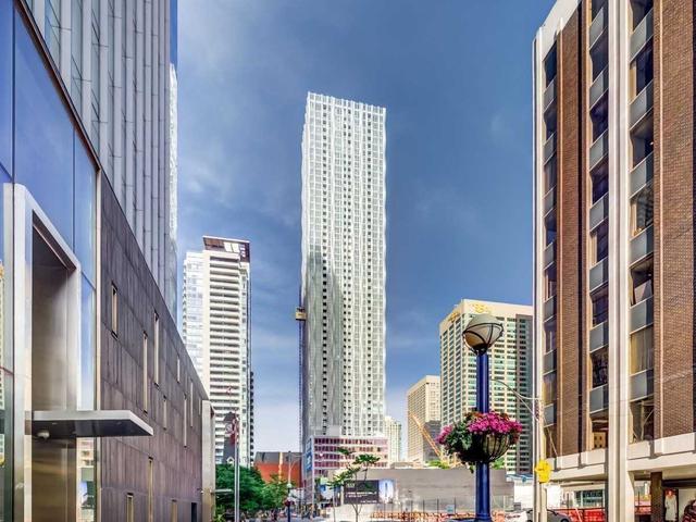 4103 - 1 Yorkville Ave