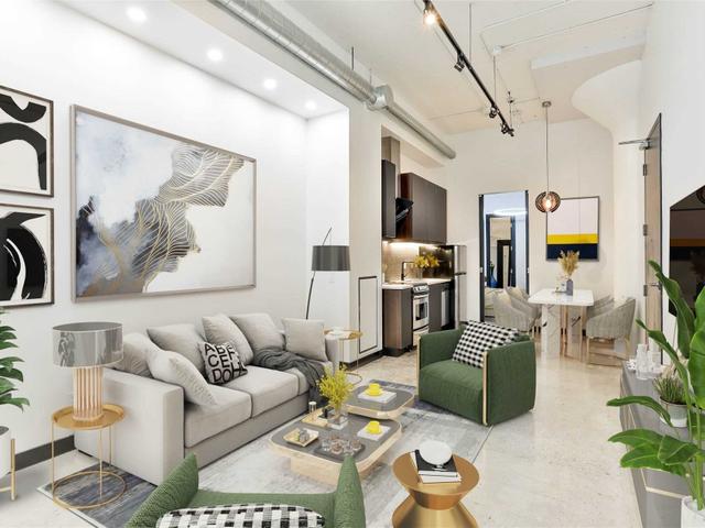 832 - 155 Dalhousie St