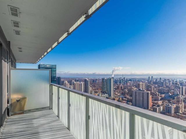 4504 - 50 Charles St E