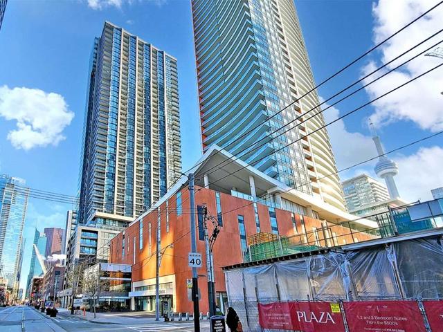 201 - 295 Adelaide St W