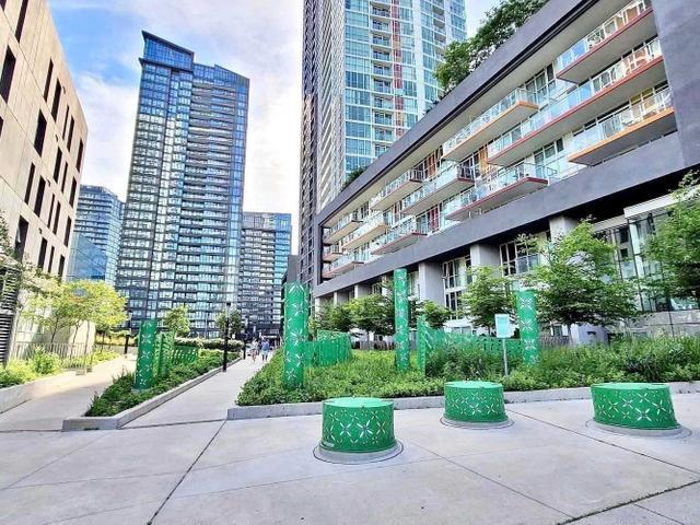 615 - 70 Queens Wharf Rd