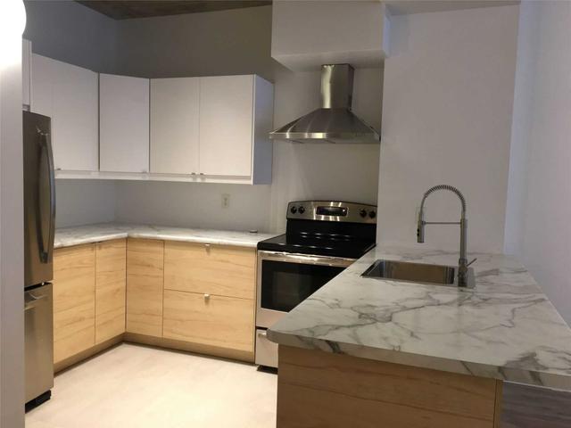 203 - 36 Charlotte St