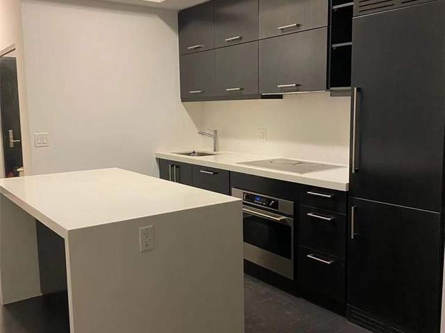 3706 - 65 St Mary St