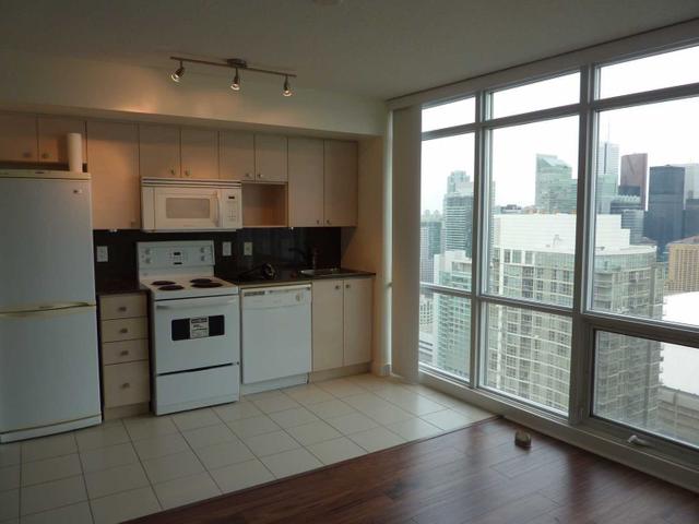 5209 - 11  Brunel Crct