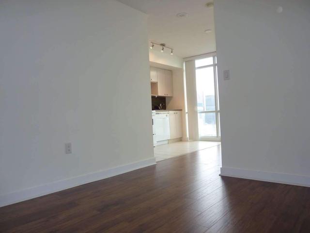 5209 - 11  Brunel Crct