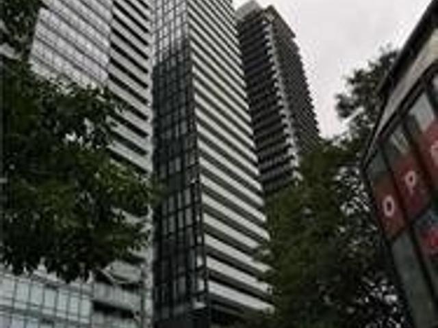 2805 - 28 Wellesley St E