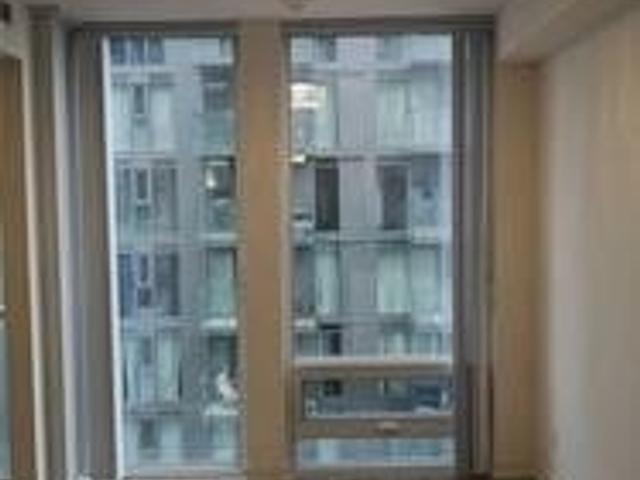 2805 - 28 Wellesley St E