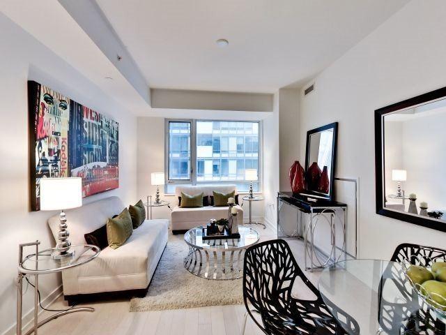 303 - 1 The Esplanade Ave