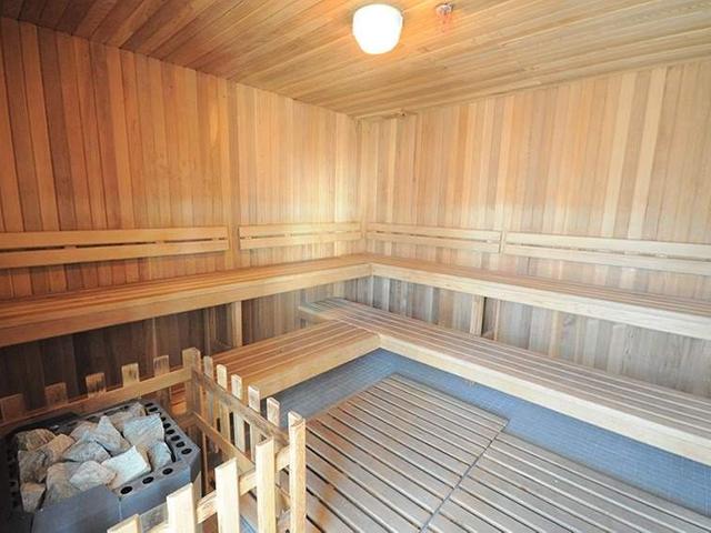 1515 - 410 Queens Quay St