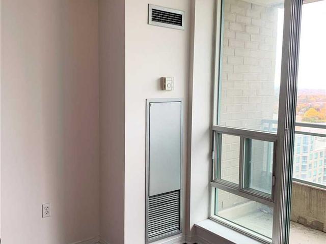 2106 - 1 Pemberton Ave