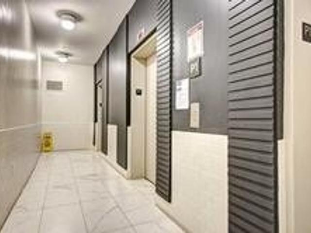 2206 - 5 Mariner Terr