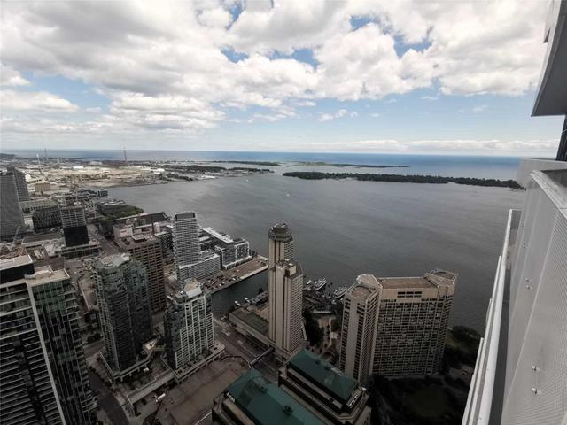 7205 - 88 Harbour St