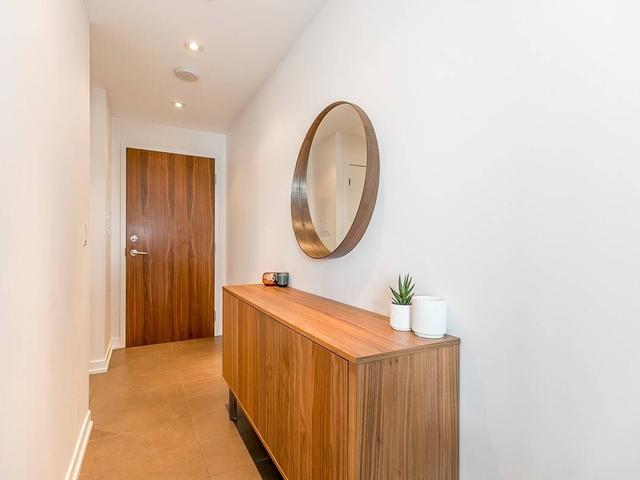 1006 - 170 Fort York Blvd