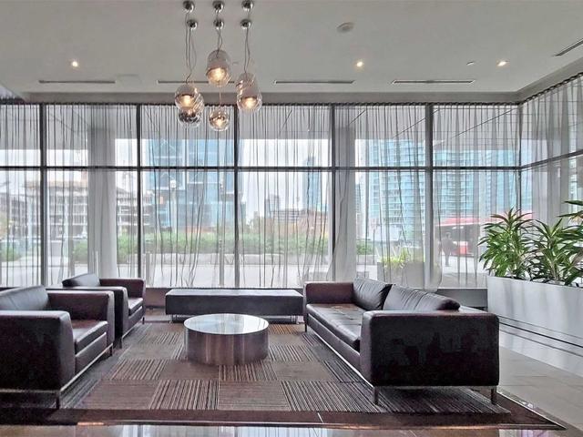 919 - 4K Spadina Ave