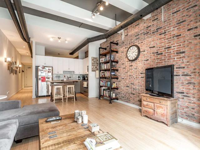 303 - 766 King  St W