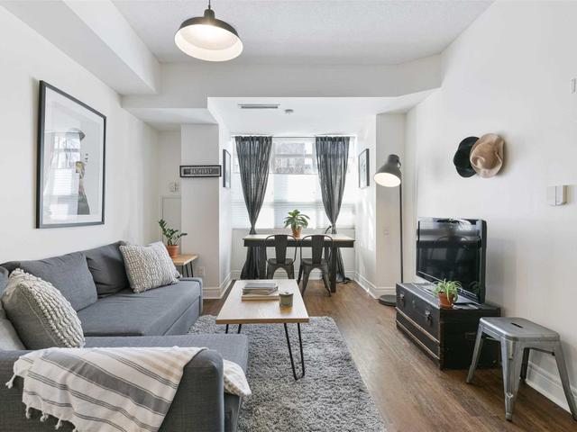 #101 - 140 Bathurst St