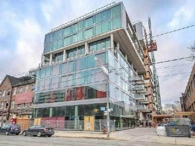 437 - 461 Adelaide St W