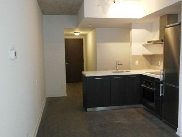 437 - 461 Adelaide St W