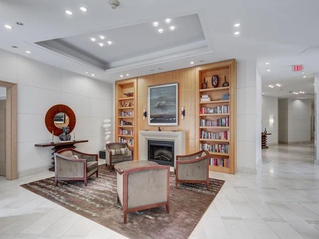 1010 - 509 Beecroft Rd