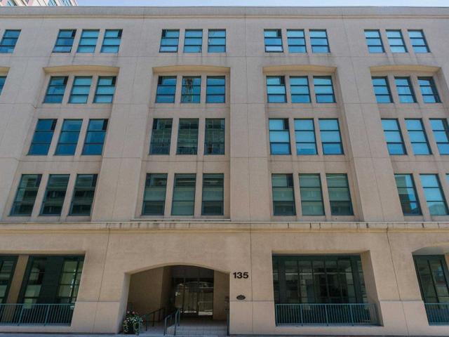 501 - 135 Dalhousie St