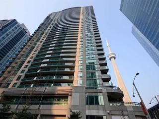 1001 - 30 Grand Trunk Cres