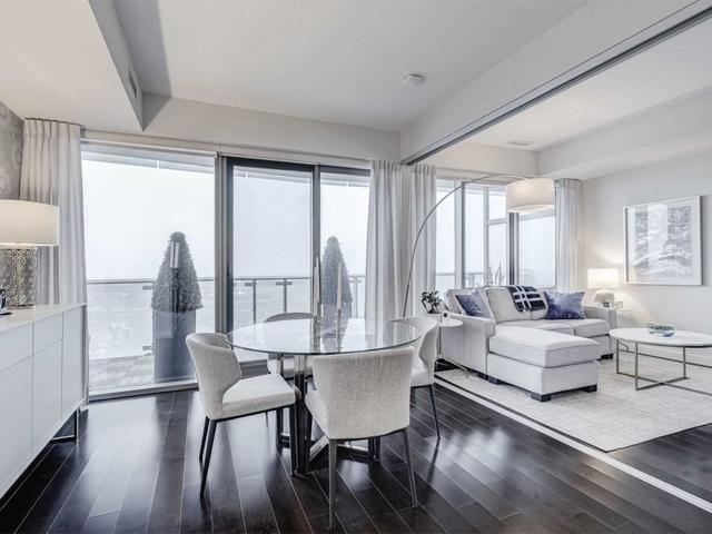 2609 - 390 Cherry St