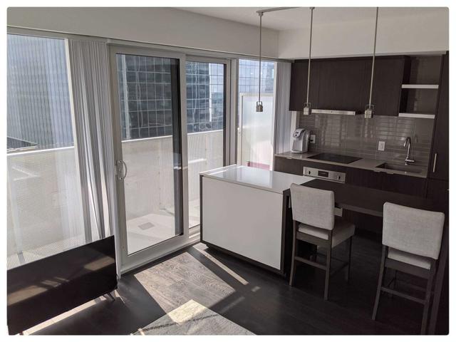 1507 - 88 Harbour St