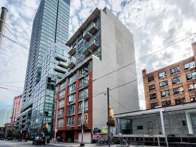 401 - 36 Charlotte St