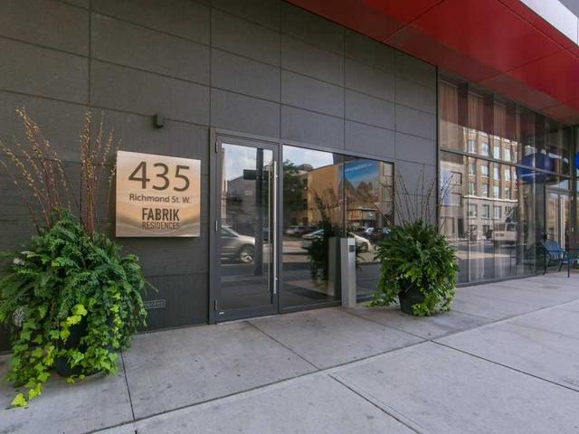 1102 - 435 Richmond St W