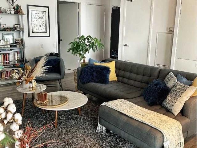 3502 - 125 Peter St N