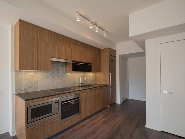 503 - 70 Queens Wharf Rd