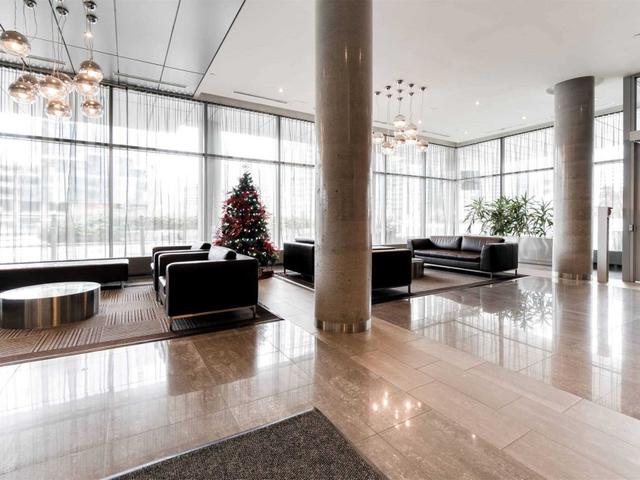 502 - 4K Spadina Ave