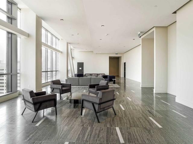 2302 - 488 University Ave