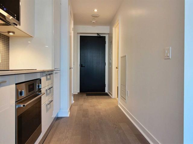 804 - 501 Adelaide St W