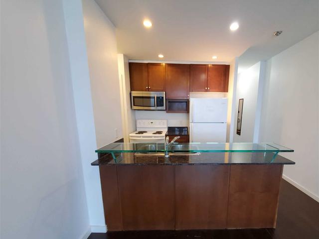 3505 - 208 Queens Quay W