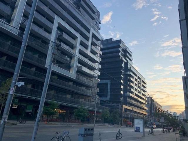 PH10 - 1030 King St W