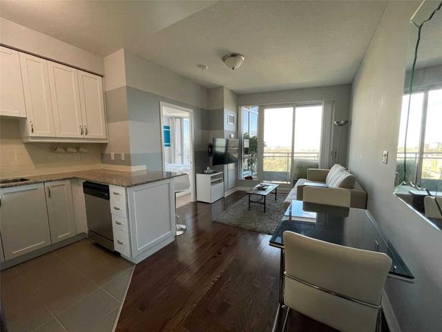 1412 - 18 Holmes Ave