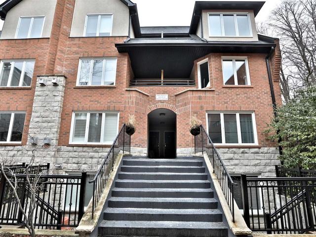 TH#24 - 232 St. George St