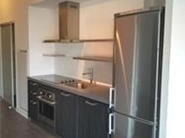 1107 - 560 King St W