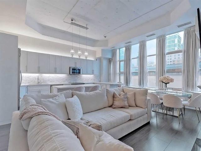 419 - 155 Dalhousie St