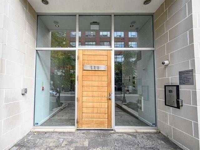 505 - 301 Markham St