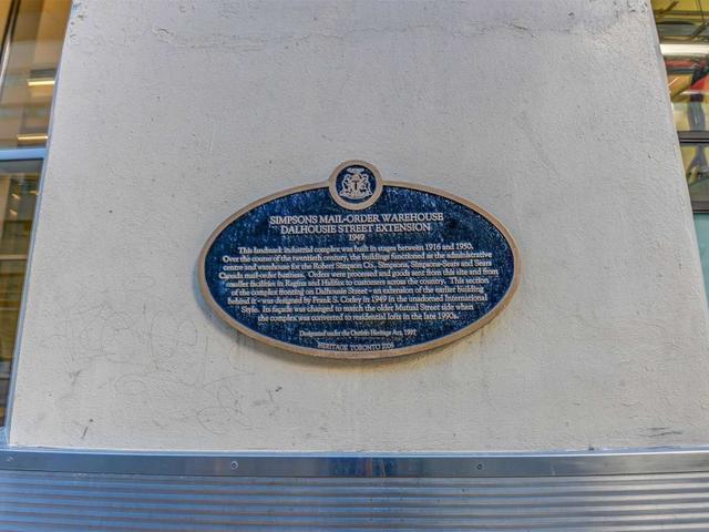 # 611 - 155 Dalhousie St