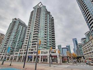 302 - 228 Queens Quay Blvd