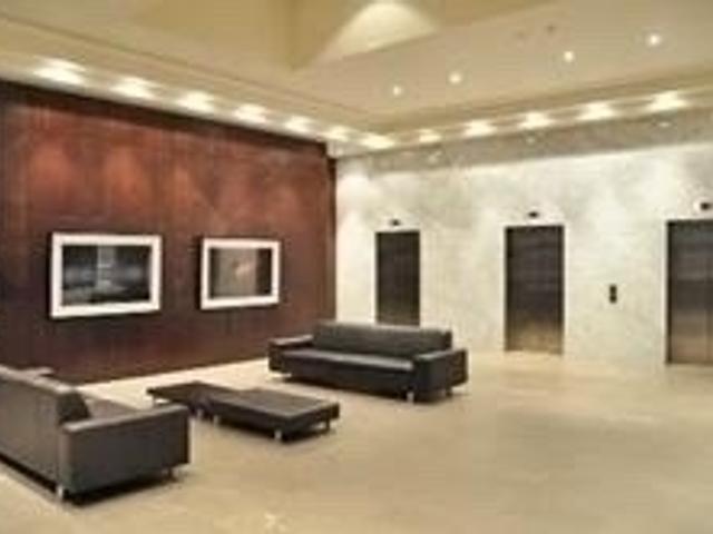 521 - 36 Blue Jays Way