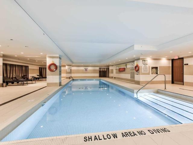 1502 - 111 St Clair Ave W