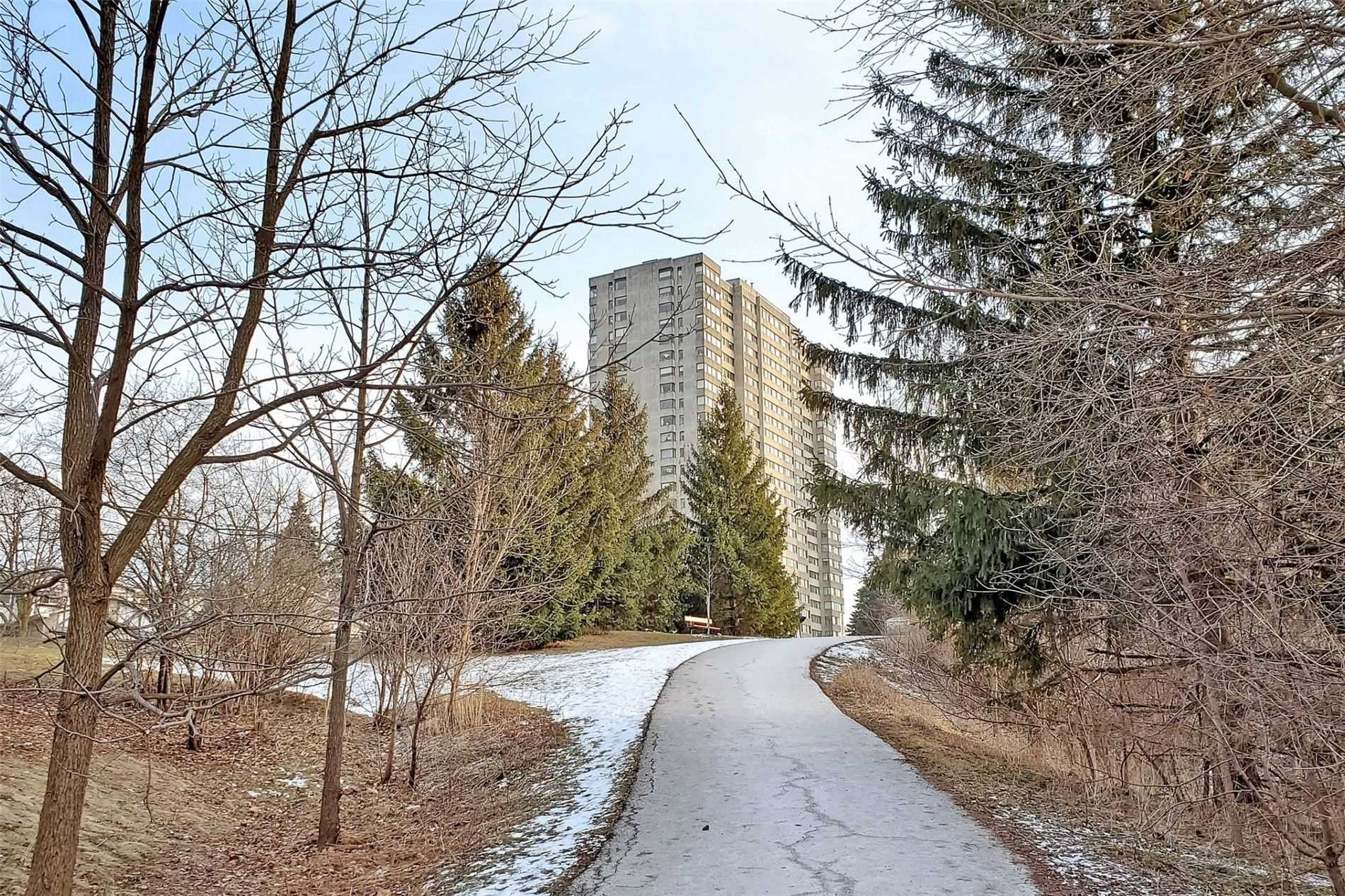 1104 133 Torresdale Ave, North York Sold, C5094106 Condos.ca