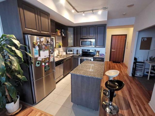 1805 - 500 Sherbourne St